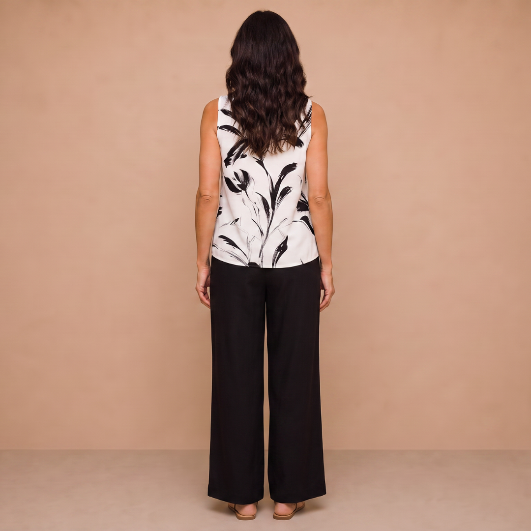 Mona | Creative Vacation Ensemble