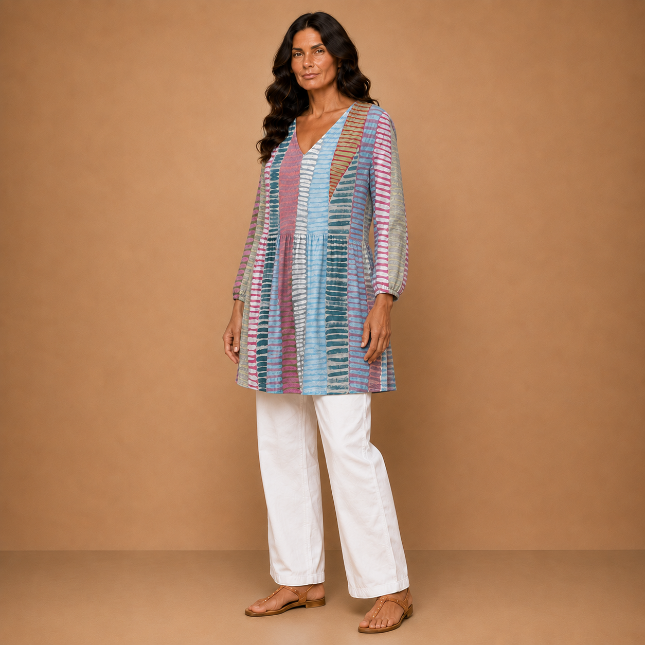 Anais | Long Blouse with V-Neck