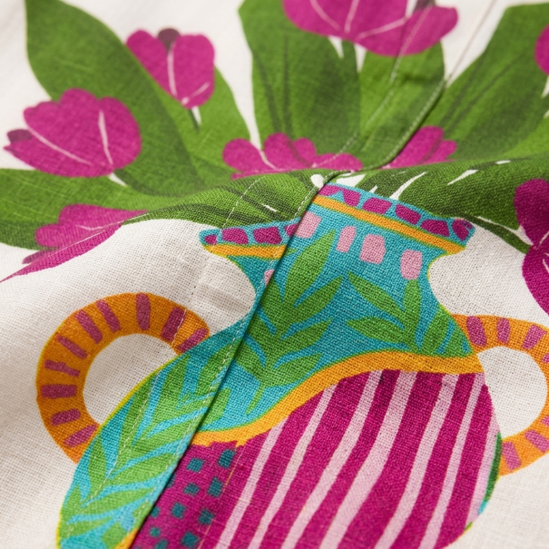 Diana – Floral Graphic Blouse